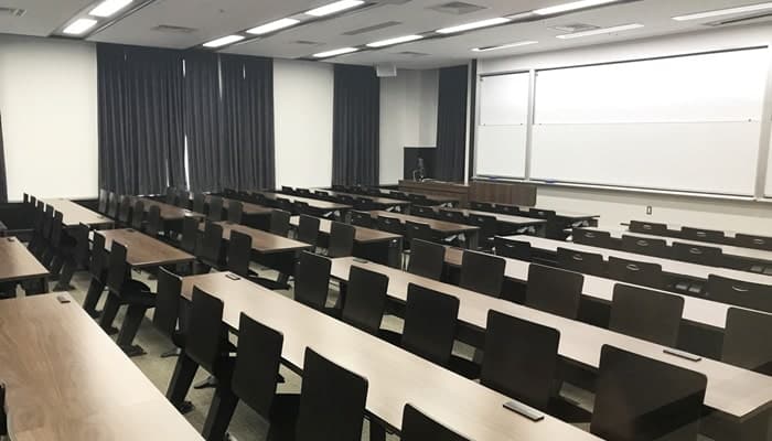 通学講座で宅建試験に立ち向かう